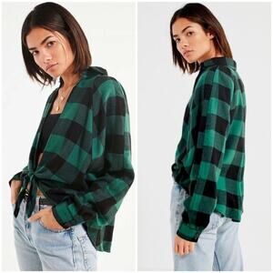 Urban Outfitters BDG "Courtney" tie front green black plaid flannel shirt SMALL